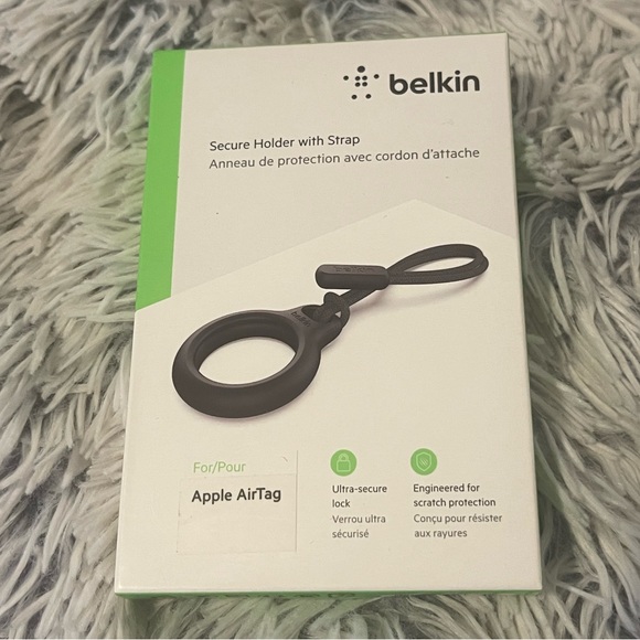 Apple AirTag Secure Holder with Strap - Picture 1 of 3